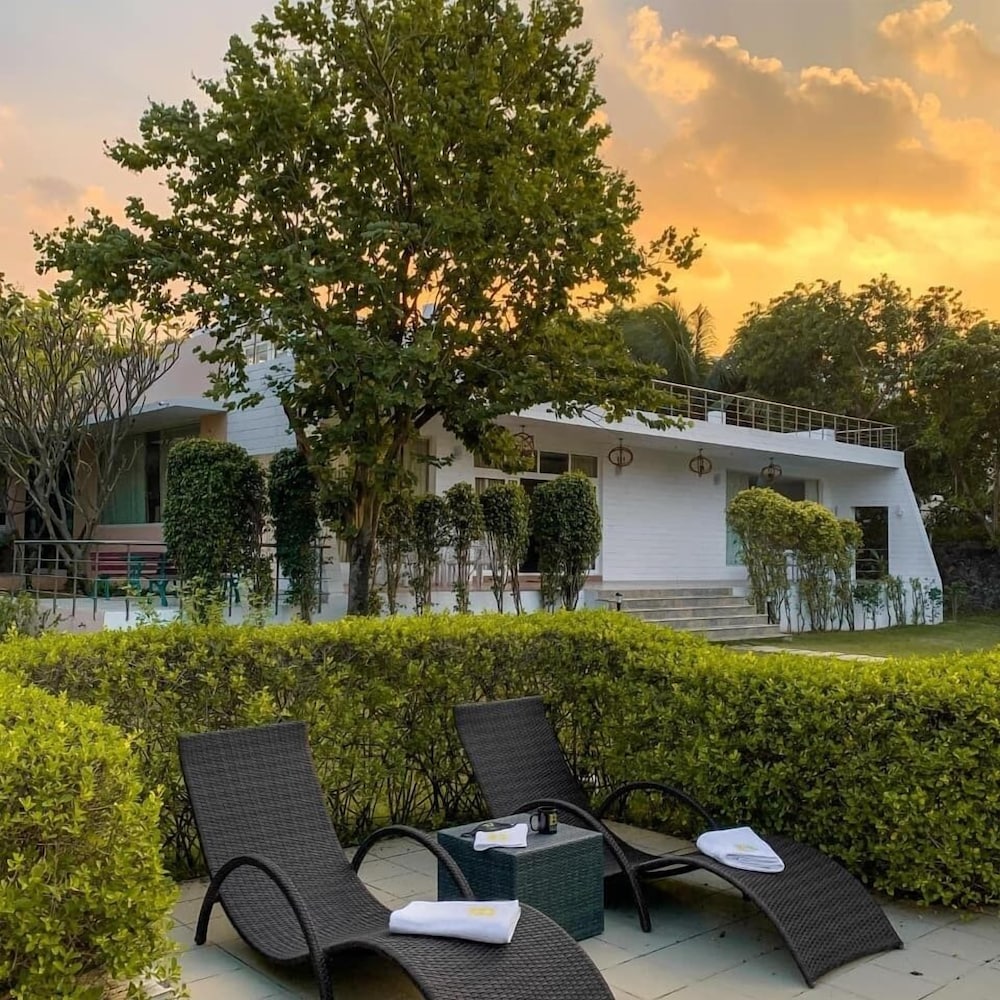 Khushana Villa by Baywatch stayzz view 4