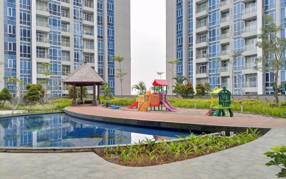 Serene And Comfort Living 3Br At Podomoro City Deli Medan Apartment