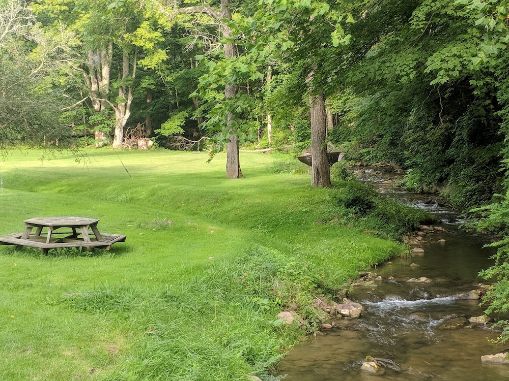 The Anderson Cottage Bed & Breakfast