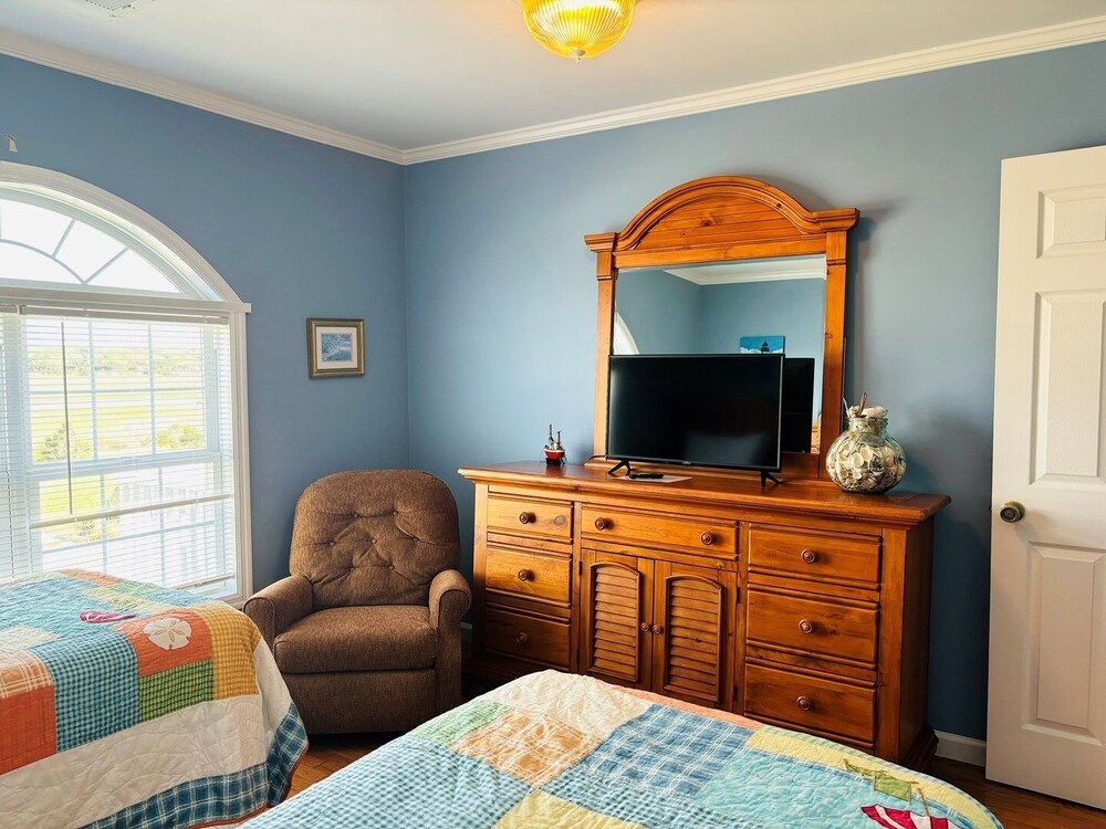 Sea Biscuit - 4 Br Home
