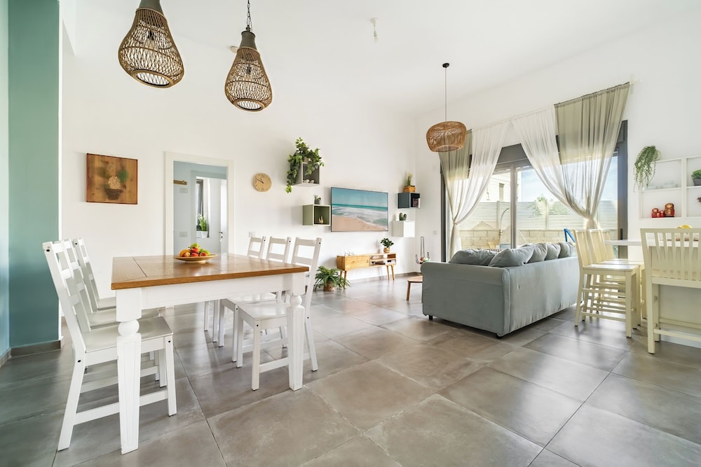Achziv Bright Garden Stay by Sea N' Rent