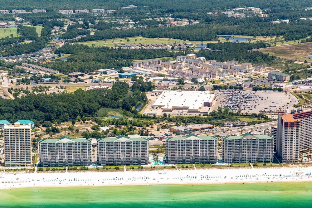 Long Beach Resort 4-902