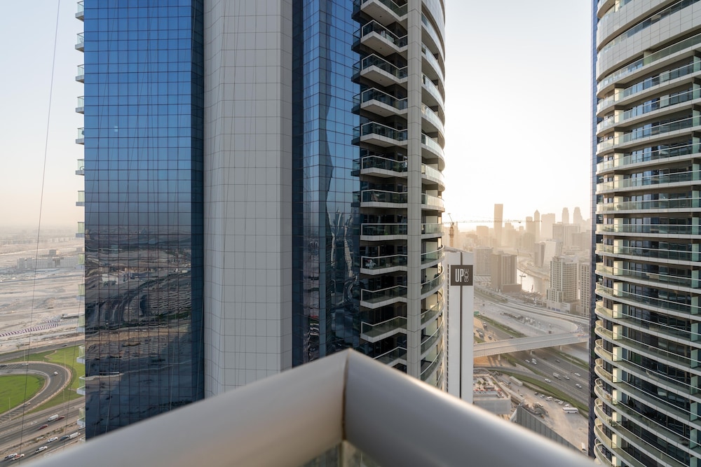 Lux BnB Paramount Tower I Burj Views