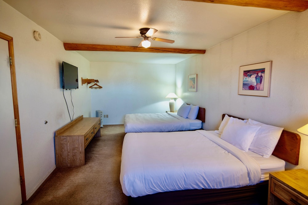 Reed's Lodge