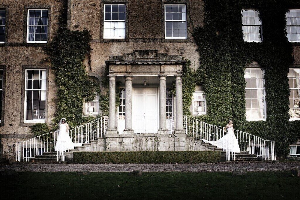 Cortes House