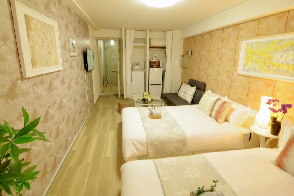 Nipponbashi Art Hotel