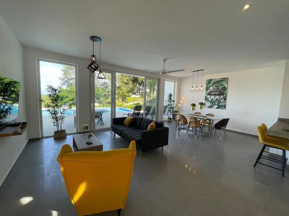 Villas Agua Dulce