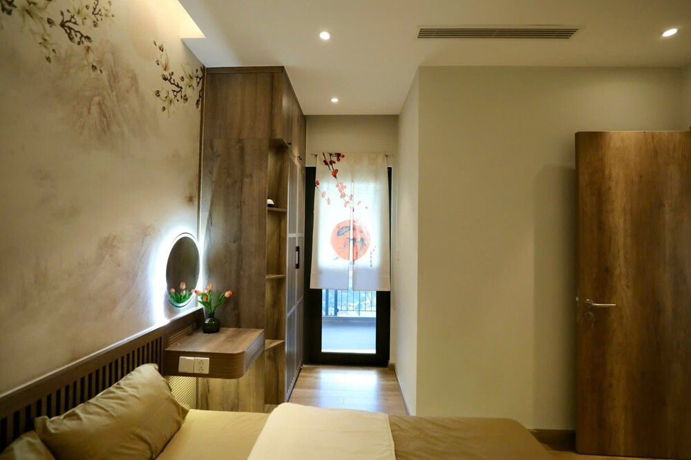 Onsen Landmark Luxury Apartments