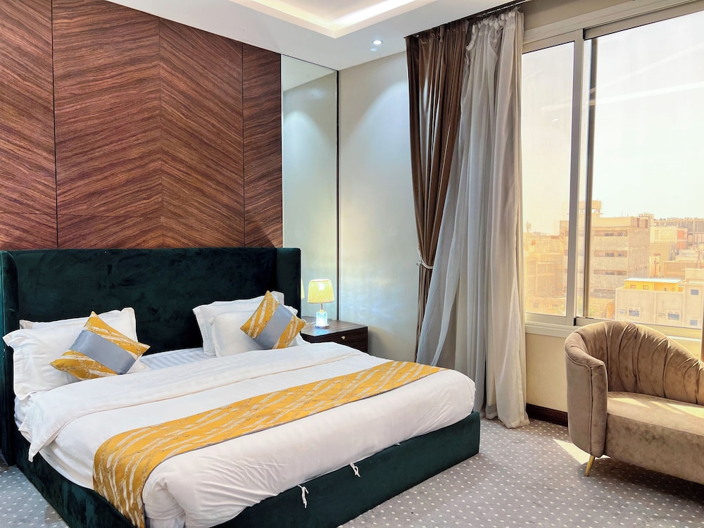 AL Ewan Pro Serviced Apartments