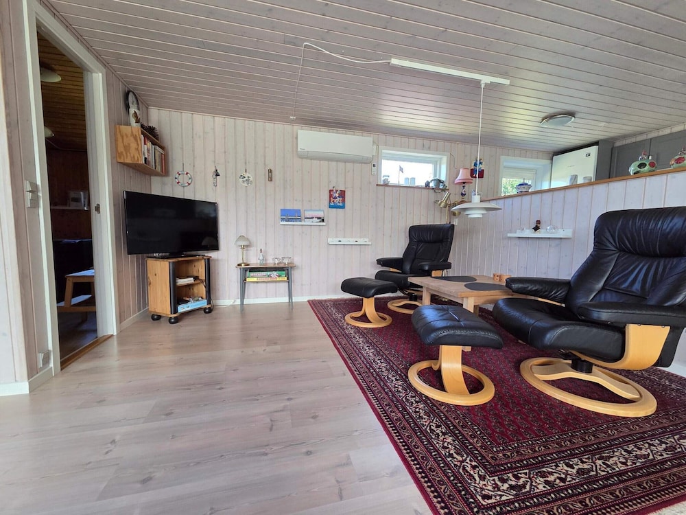 4 Star Holiday Home in Hals