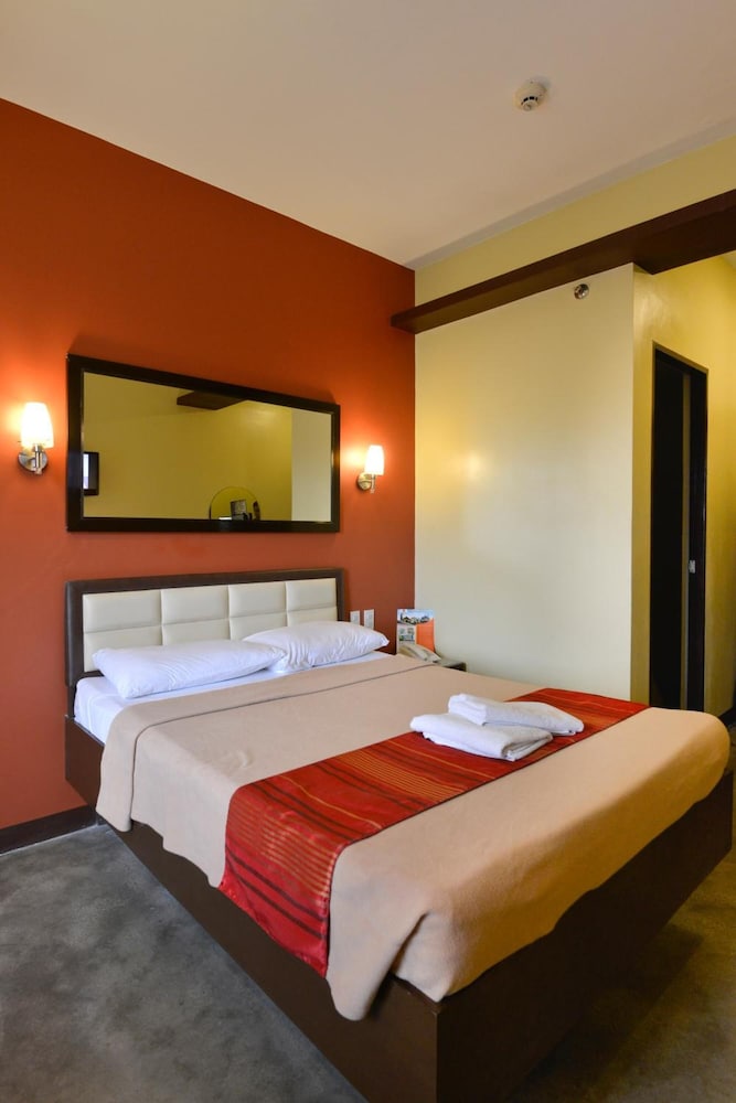 Cebu Vacations - Express Inn - Cebu Hotel - Property Image 38