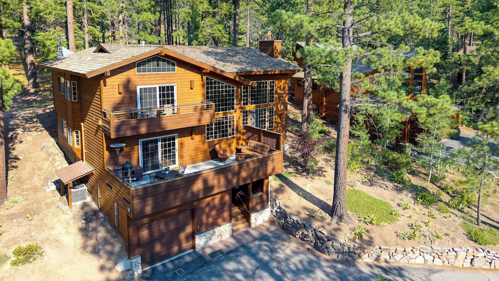 Northstar Haven Cozy-chic Retreat Near Lake Tahoe & Downtown Truckee