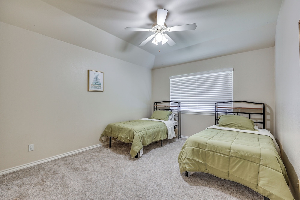 Private Theater & Pool: Spacious Mission Home