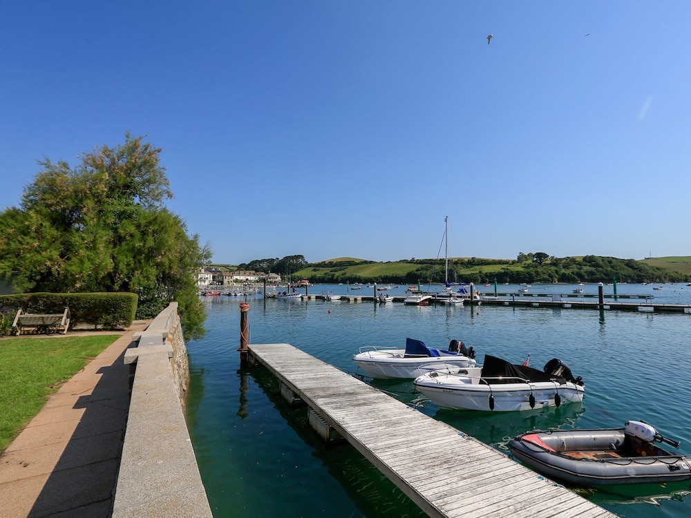 3 The Salcombe view 5