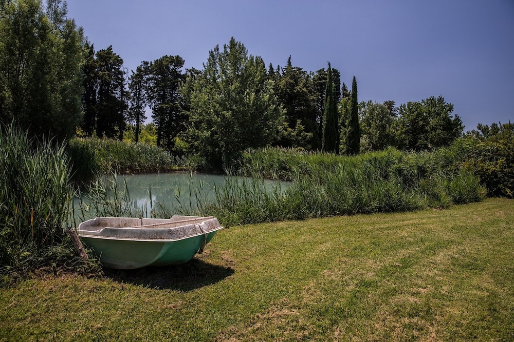 La Bastide des Amouriers view 5
