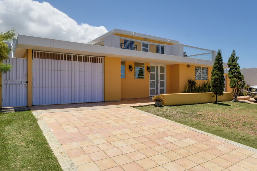 Private Heated Pool: Walk to Isla Verde Beach - Property Image 14