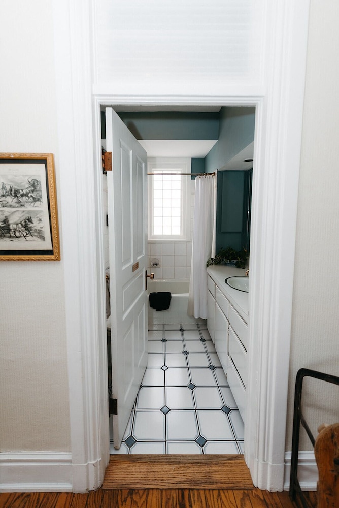 Ellerbeck Mansion Bed & Breakfast