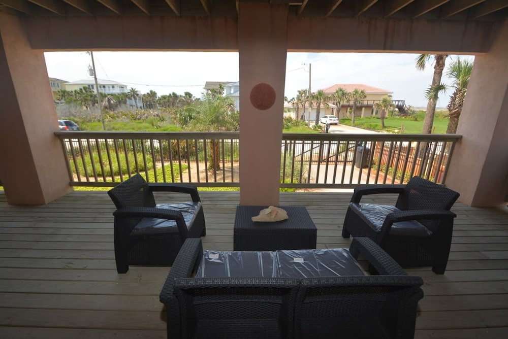 Just Beachy A Luxury Retreat Sleeps 12 3 Levels With Elevator- Perfect for 1-3 Families