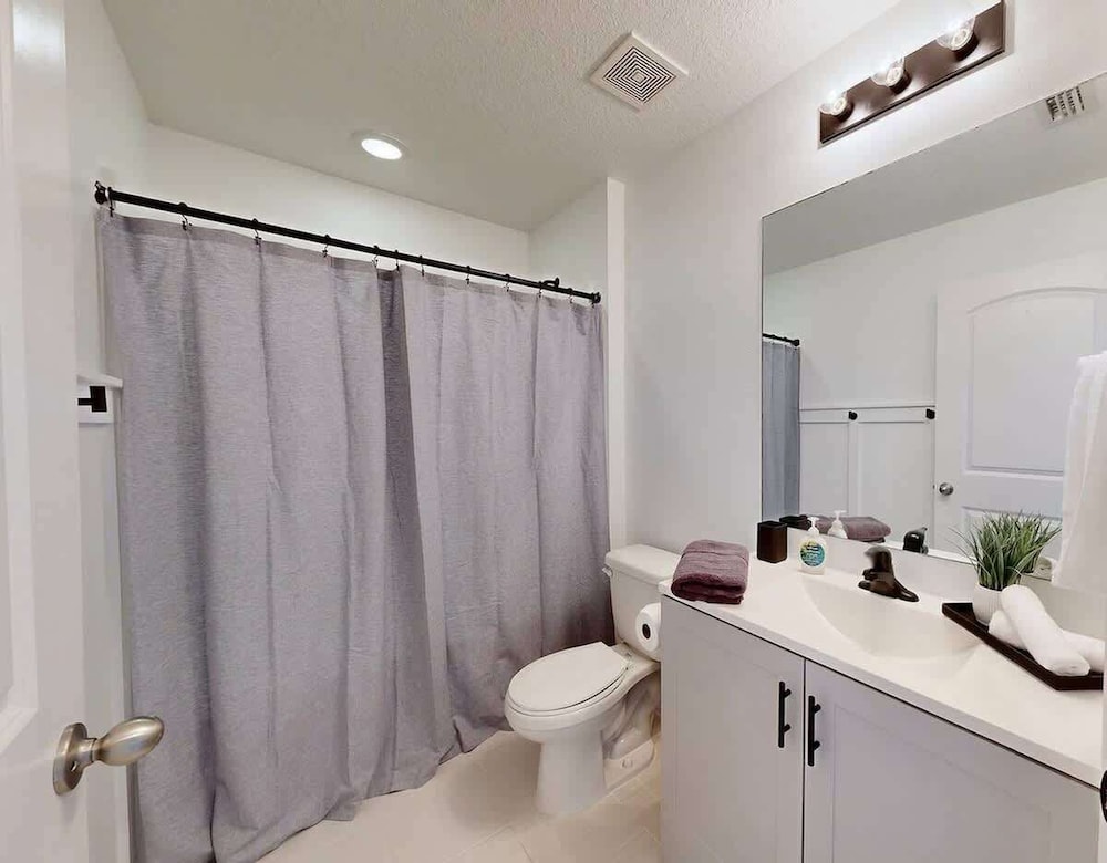 Brooksville Retreat! 3 Bed, 2 Bath!