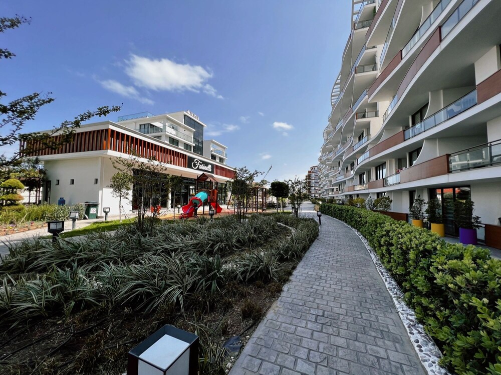 Gorgeous Residence in a Luxury Complex in Kyrenia