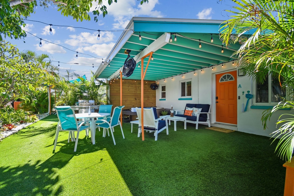 The Break Tropical Family Oasis Near Beach