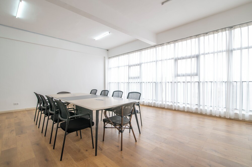 meeting & event spaces