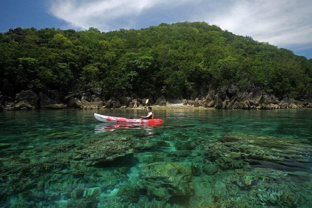 Tugawe Cove Resort