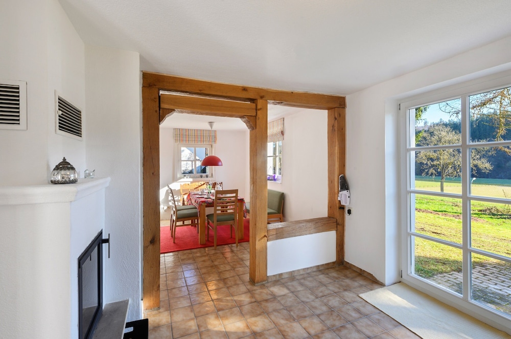 Eppe Timbered Retreat