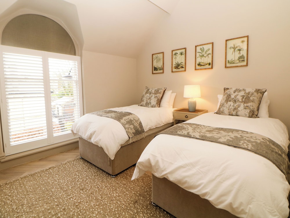 Chatsworth Suite