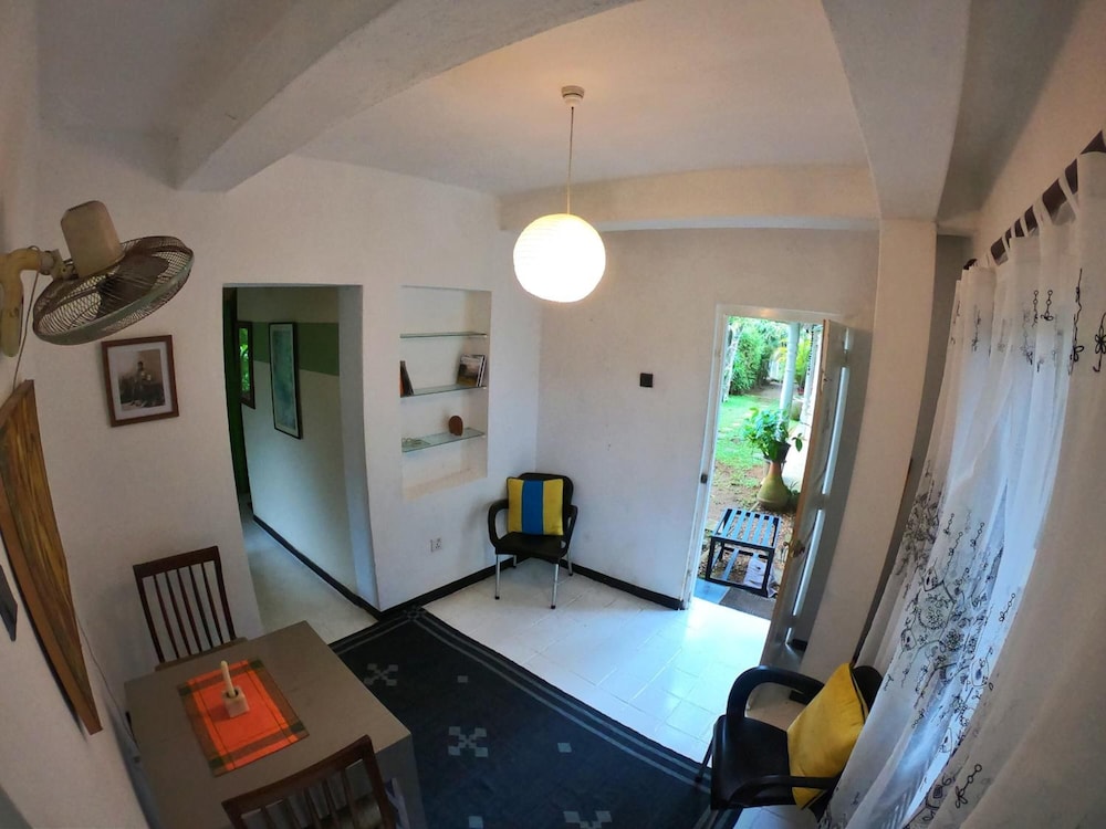 Anne's Maisonnette