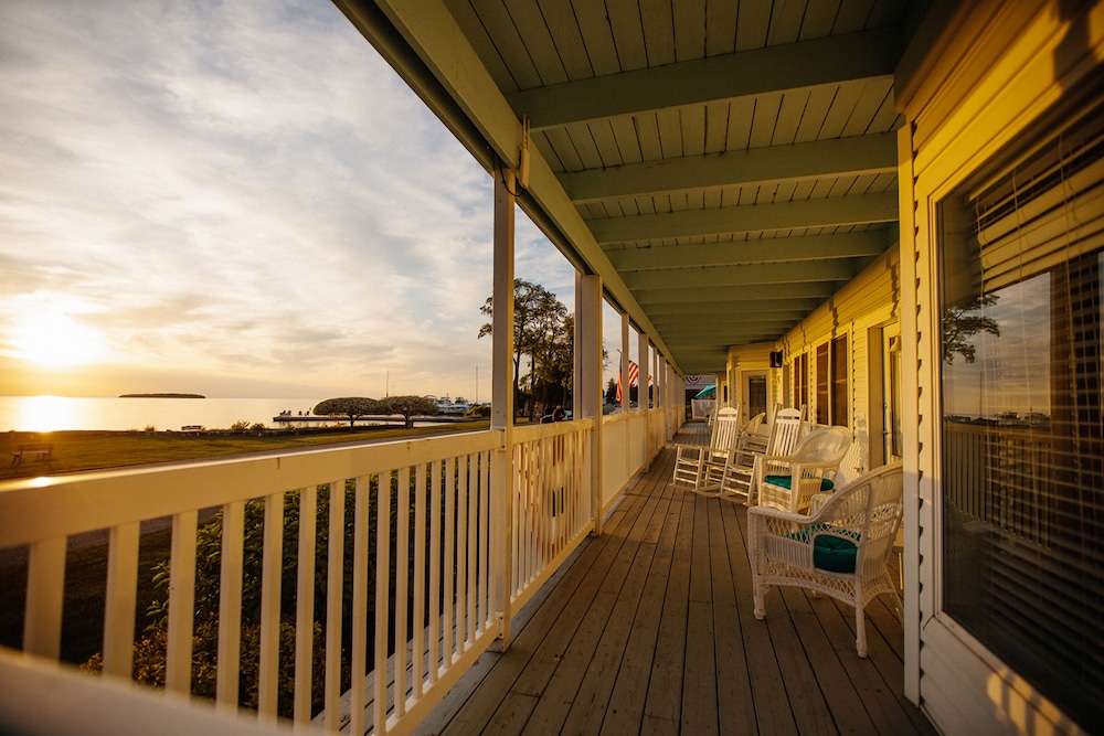 Edgewater Resort