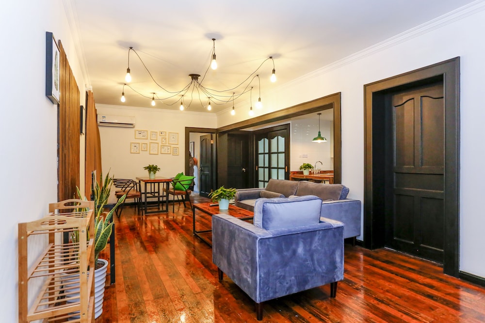 GoNative Downtown Apartment Tianzifang