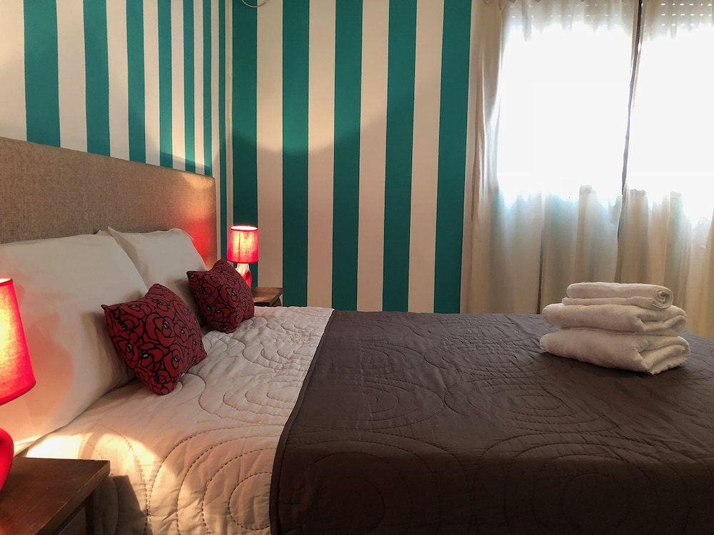 Defensa 821 Bed & Breakfast