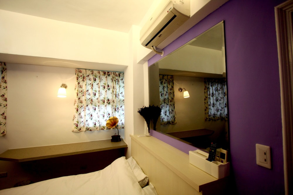 Rainbow Nest Hostel