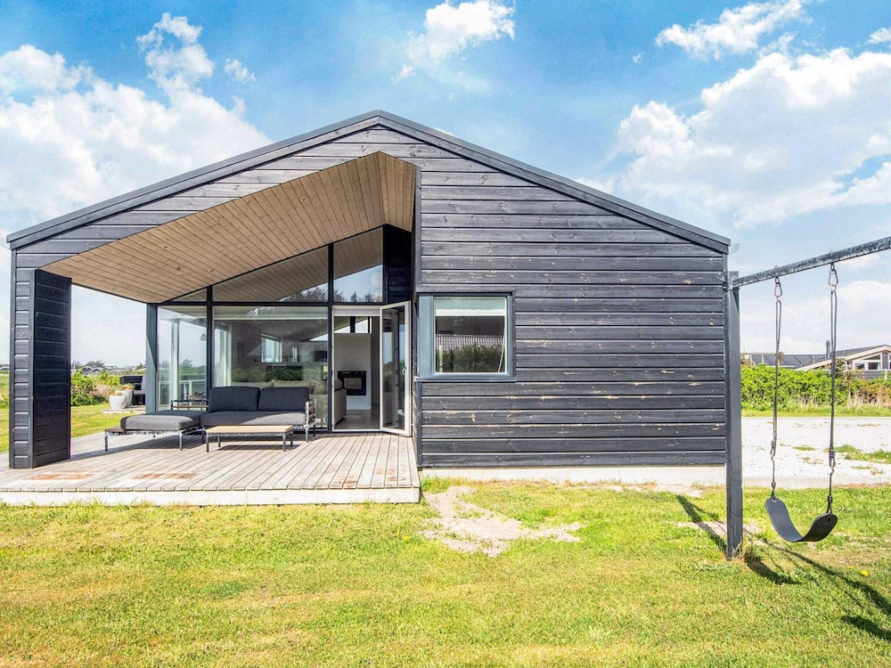 4 Star Holiday Home in Lokken