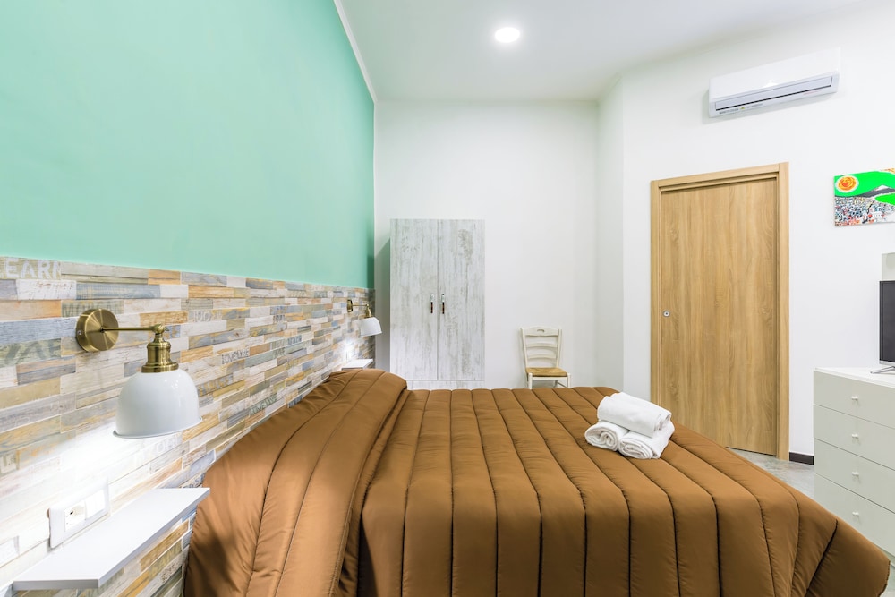 Gelso Complex Studios and Flat by Napoliapartments
