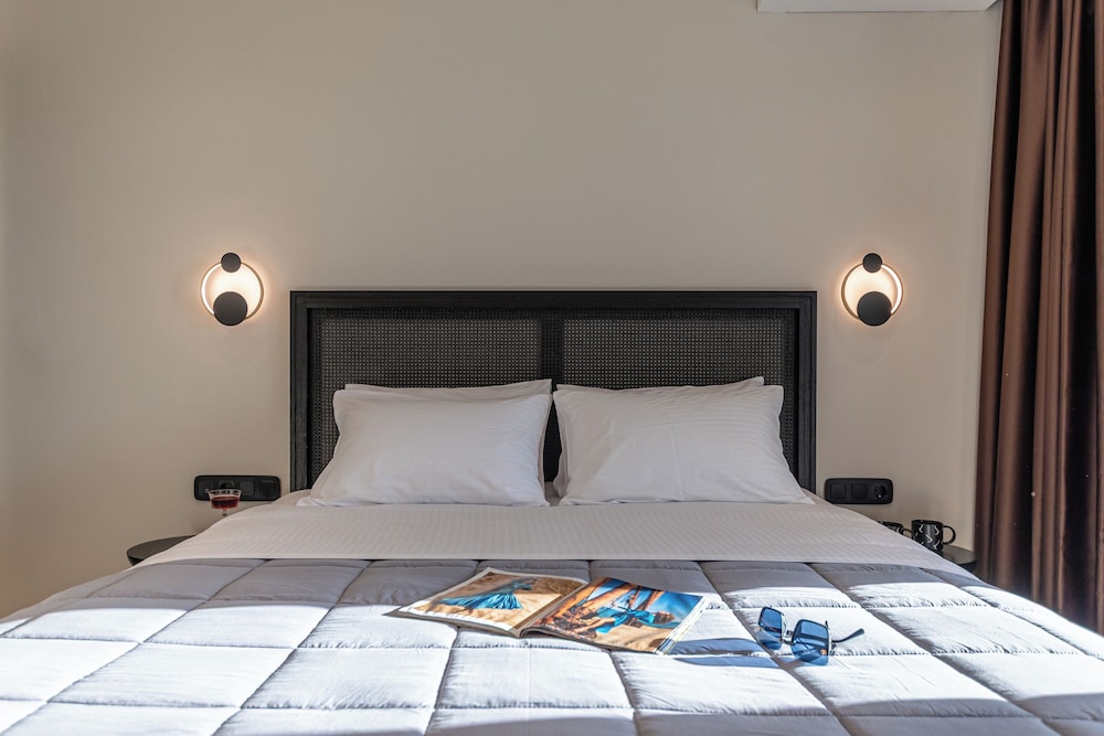 Lithia Exclusive Villas