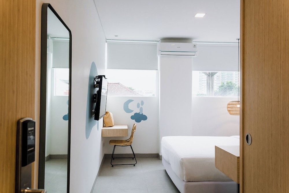 Hotel Sanctuary Slipi
