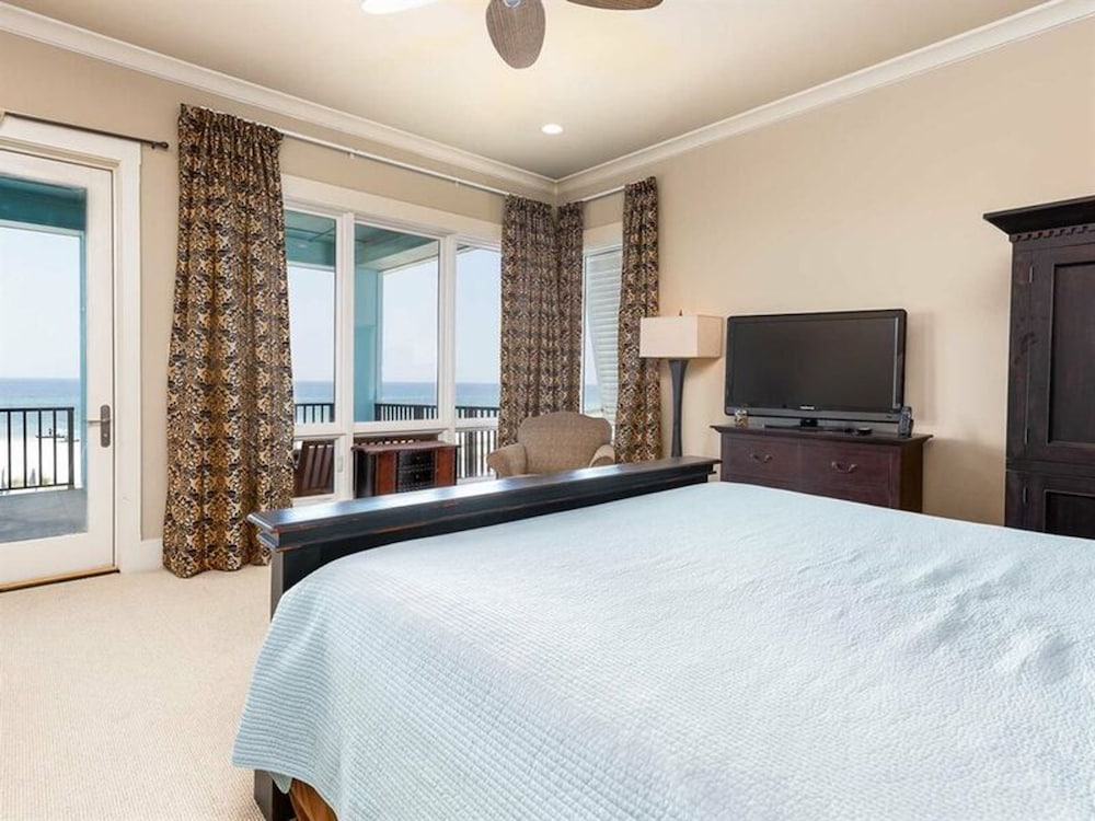 The Wild Air by Meyer Vacation Rentals view 3