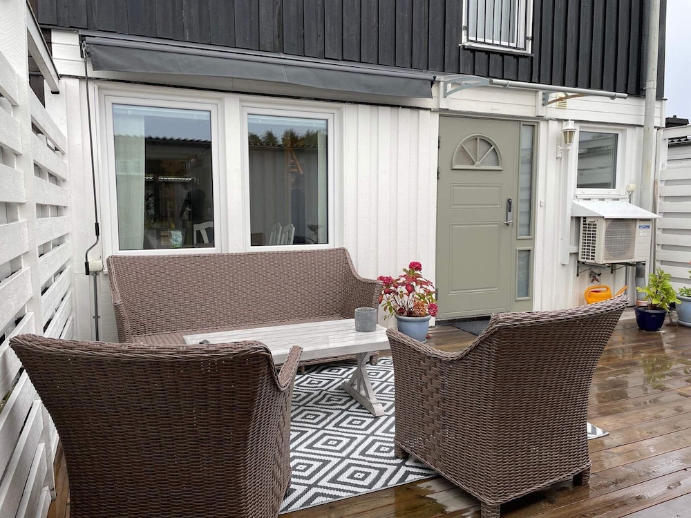 5 Person Holiday Home in Vastra Frolunda view 4
