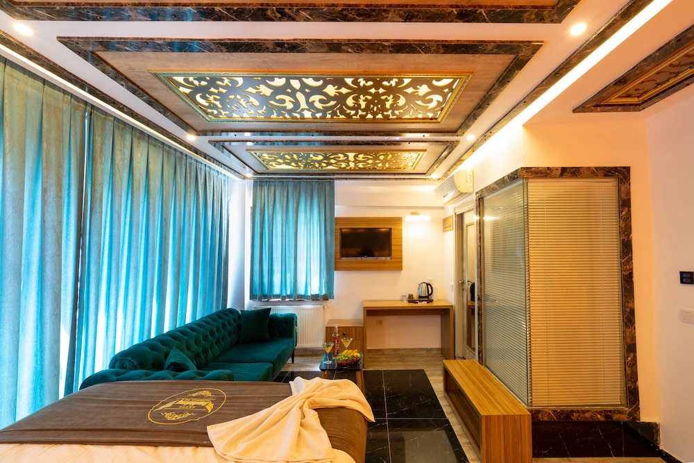 Holiday Business Otel - Image 9