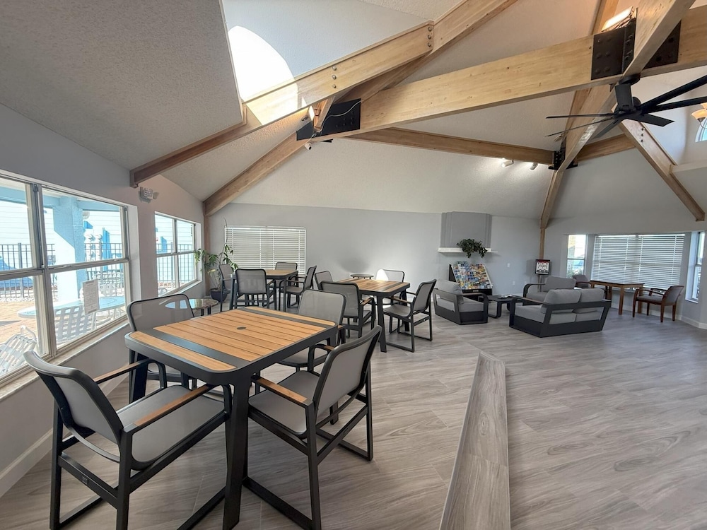 Villas at Somerset 3 Bedroom Condo Amenity Access 3 Condo