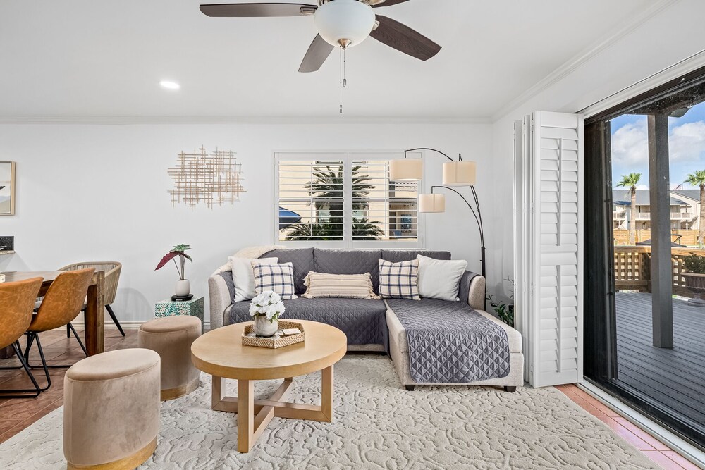 Bay House Condos by Miss Kitty’s, photo 60