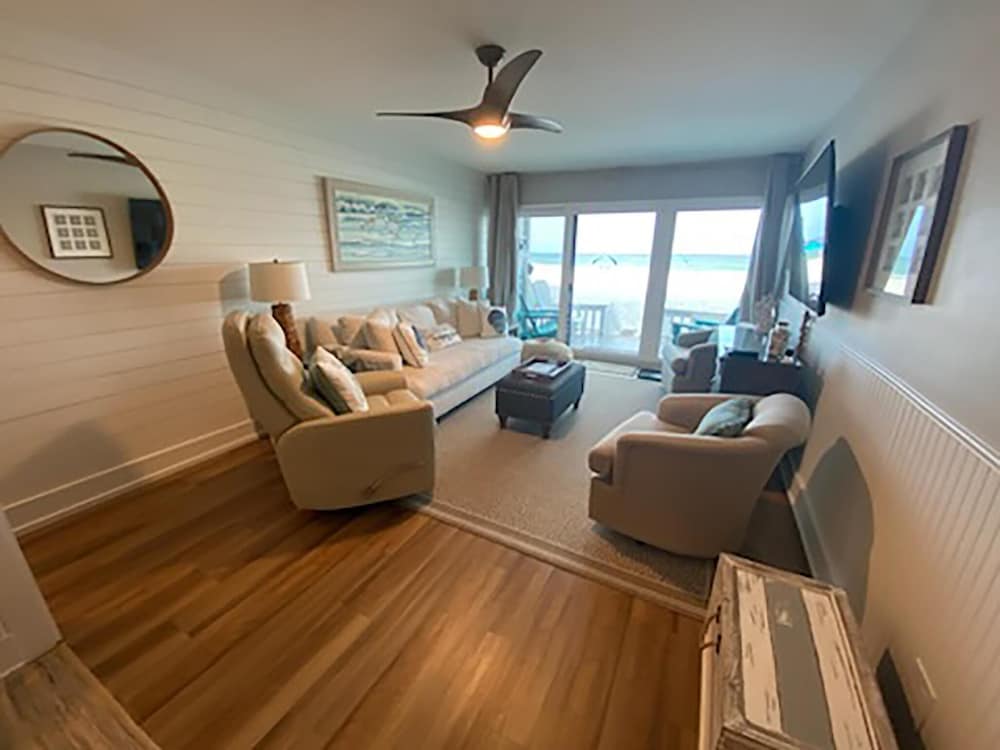 Pirate Cove Villas #111