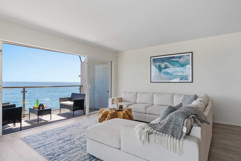 Big Rock Beach Retreat With Oceanfront Balconies, Direct Beach Access & Sweeping Sunset Views Pacific Coast Outlook by Avantstay