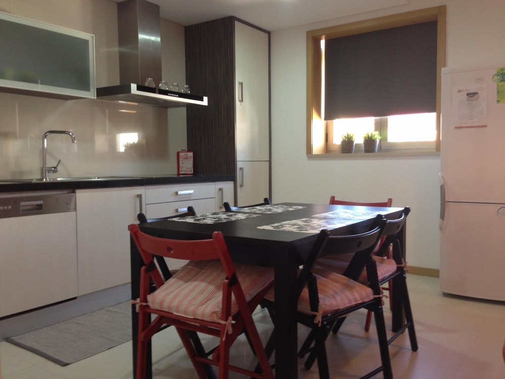 Figueira Duplex Praia Buarcos wi fi Cable Tv view 4