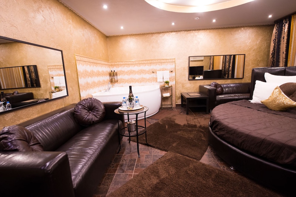 Hotel Bomond