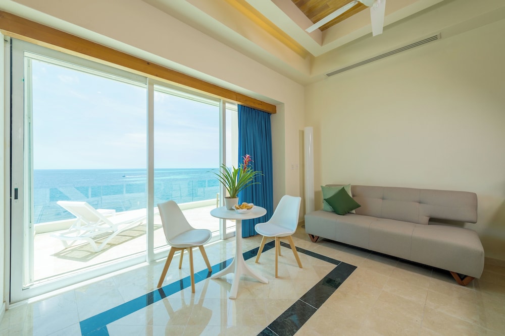 Villa Punta Sam Cancun Beachfront Luxury