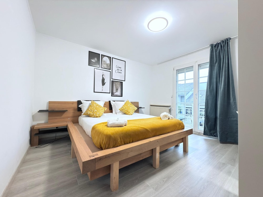 Spacious 4 bedrooms House