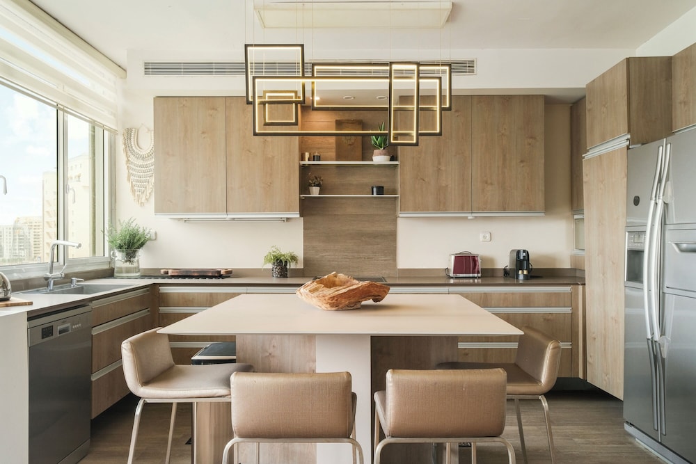 Ramat Aviv Stylish Stay by Sea N' Rent